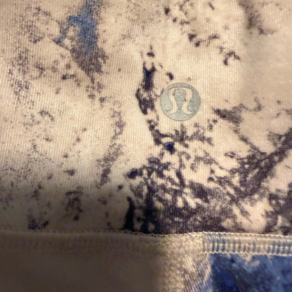 Lululemon capri - Picture 2 of 3